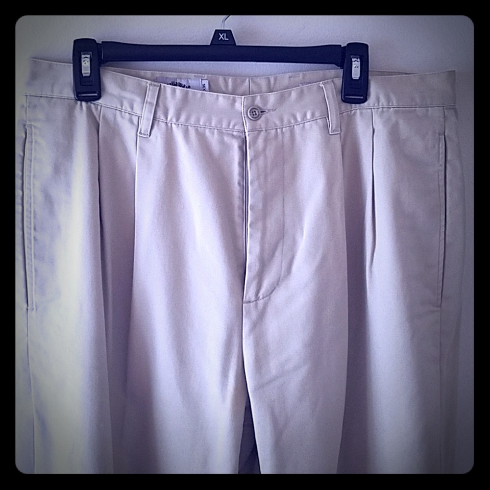 Callaway golf sport khaki pants